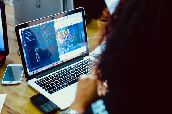 Want to keep your tech employees upskilled during the pandemic? An LXP for remote training can help.